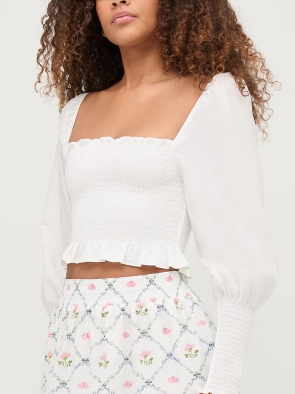 Hill House The Grace Nap Top in White Cotton Cottagecore Milkmaid. Sk3